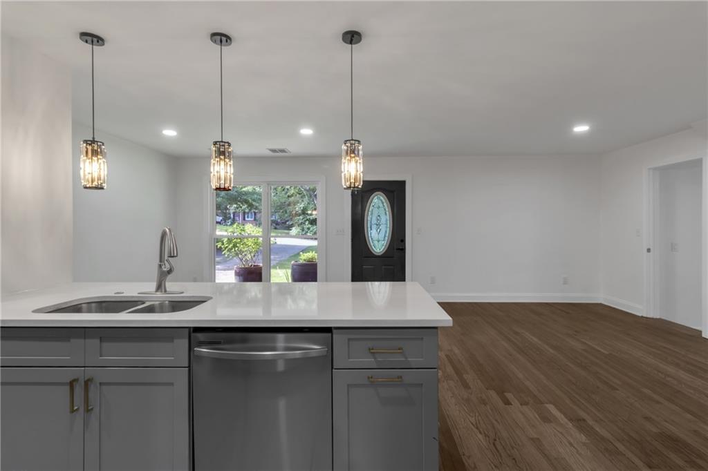 2484 Ortega Way Atlanta, GA 30341 - Photo 7 of 29