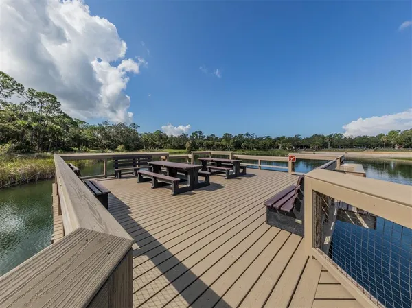 $450,000 | 764 Sarabay Road, Unit 8, Osprey, FL 34229