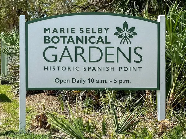 $450,000 | 764 Sarabay Road, Unit 8, Osprey, FL 34229