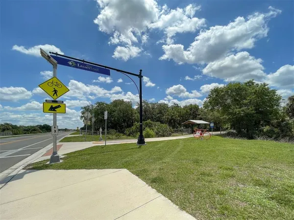$450,000 | 764 Sarabay Road, Unit 8, Osprey, FL 34229