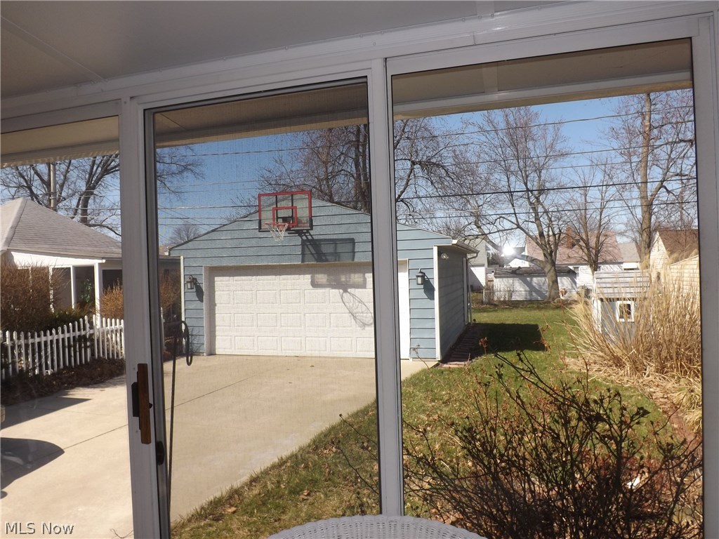 13303 Thraves Road Garfield Heights, OH 44125 - Photo 14 of 18