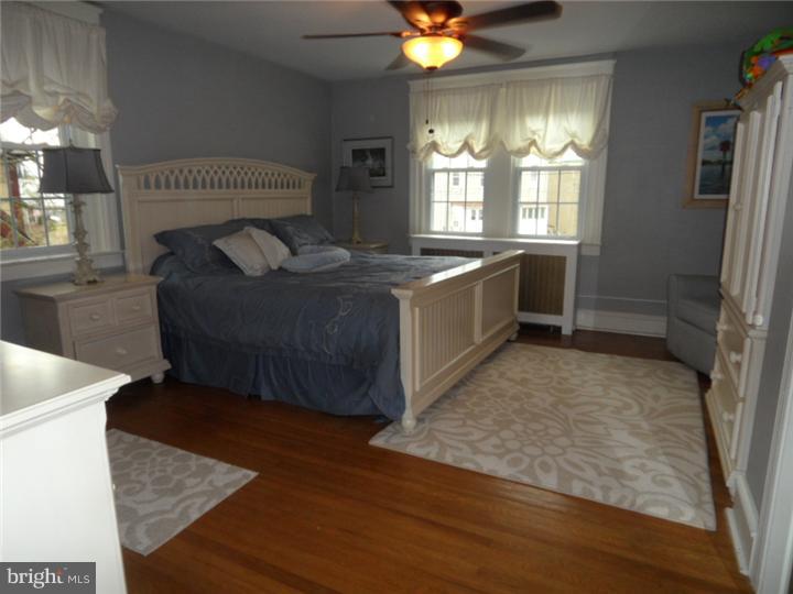 39 Chatham Road Ardmore, PA 19003 - Photo 16 of 23 Master Bedroom