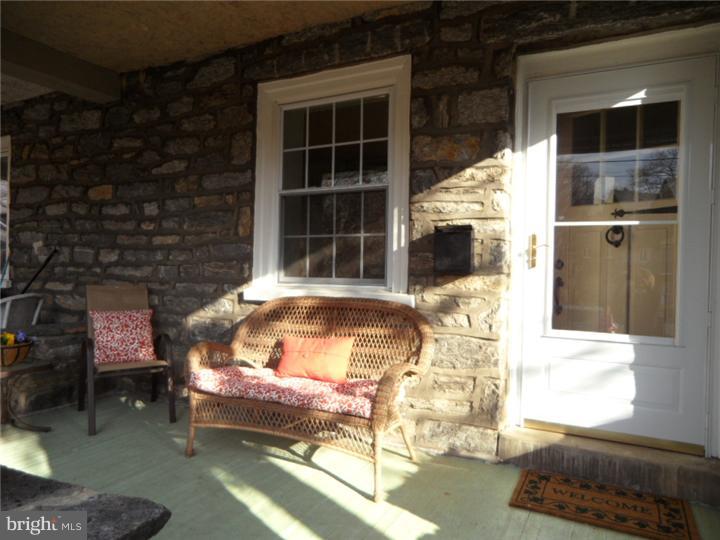 39 Chatham Road Ardmore, PA 19003 - Photo 4 of 23 Porch