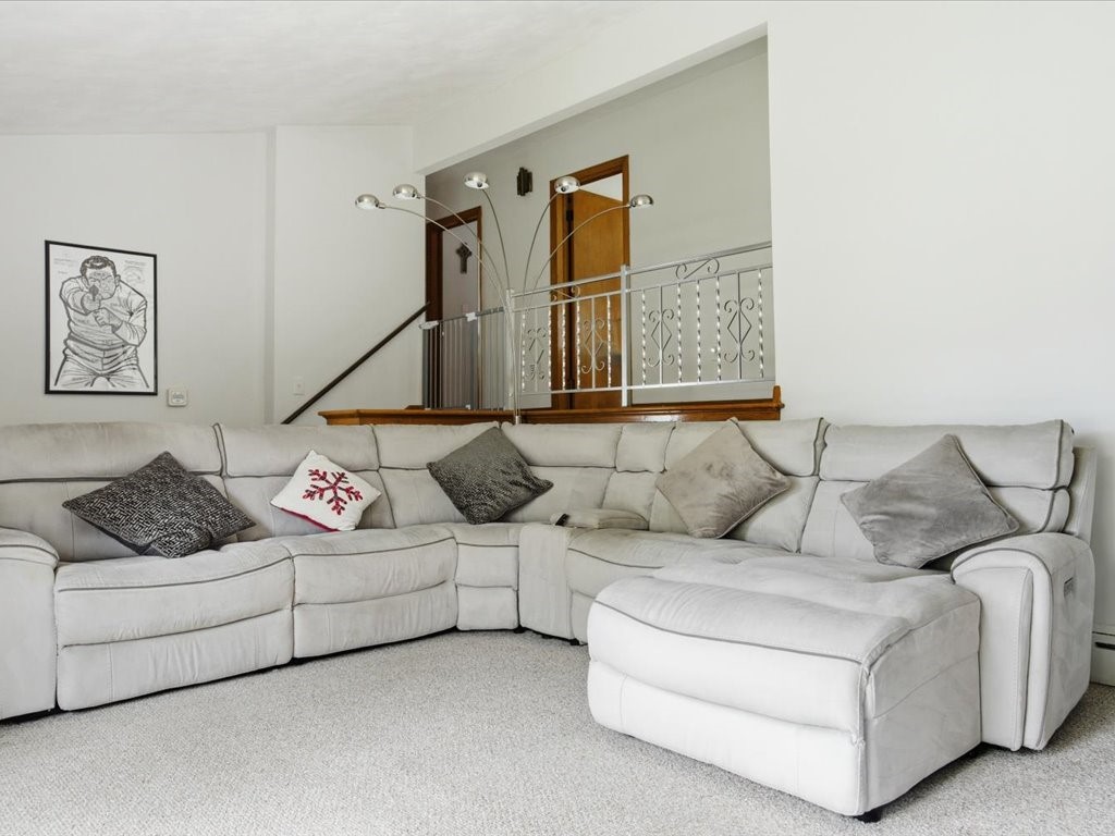 5 Benjamin Street Westerly, RI 02891 - Photo 10 of 30