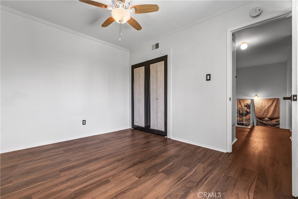 30 Camelback Avenue South Carson, CA 90745 - Photo 26 of 29