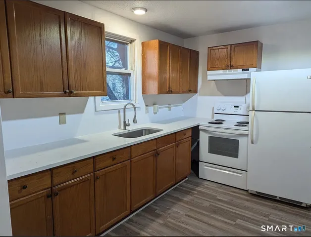 $1,750 | 141 6th Street, Bristol, CT 06010