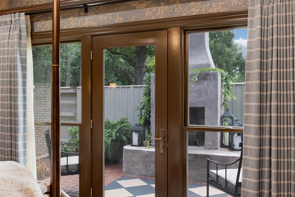 924 Kintner Drive Graham, TX 76450 - Photo 19 of 40 a view of balcony with a potted plant
