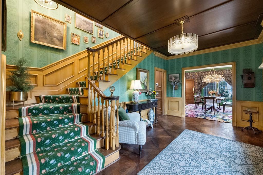 924 Kintner Drive Graham, TX 76450 - Photo 9 of 40 a view of a interior of the house