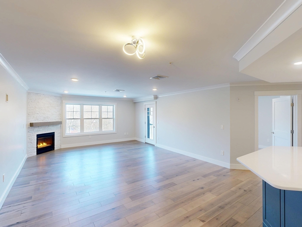 269 Main Street, Unit 4001 Reading, MA 01867 - Photo 4 of 14