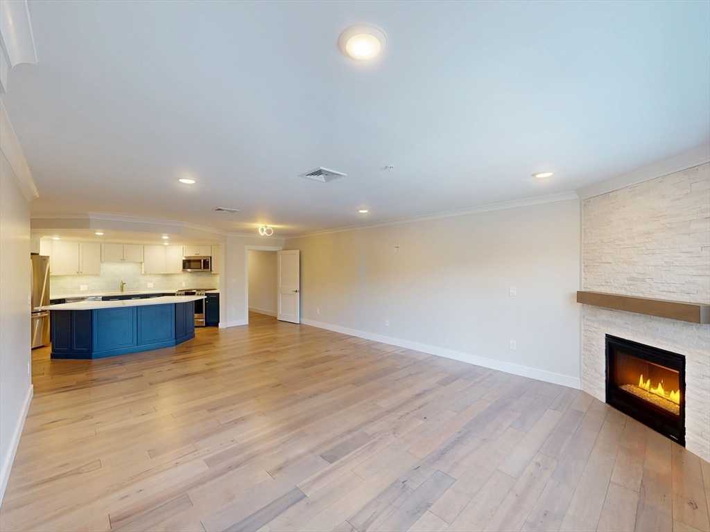 269 Main Street, Unit 4001 Reading, MA 01867 - Photo 7 of 14