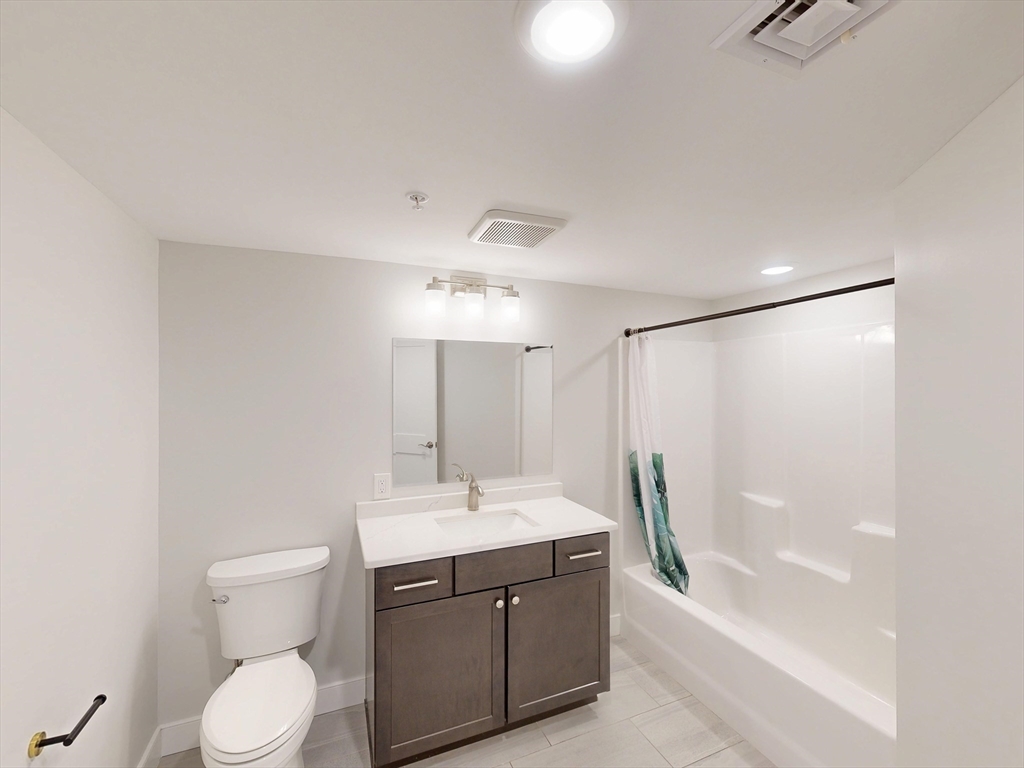 269 Main Street, Unit 4001 Reading, MA 01867 - Photo 9 of 14