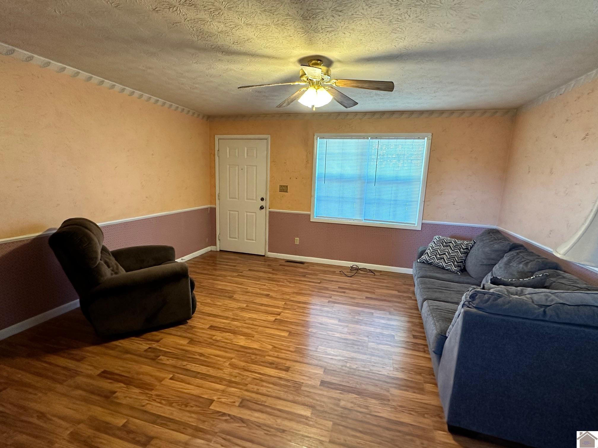 1062 Central Road Mayfield, KY 42066 - Photo 7 of 20 Photo 7
