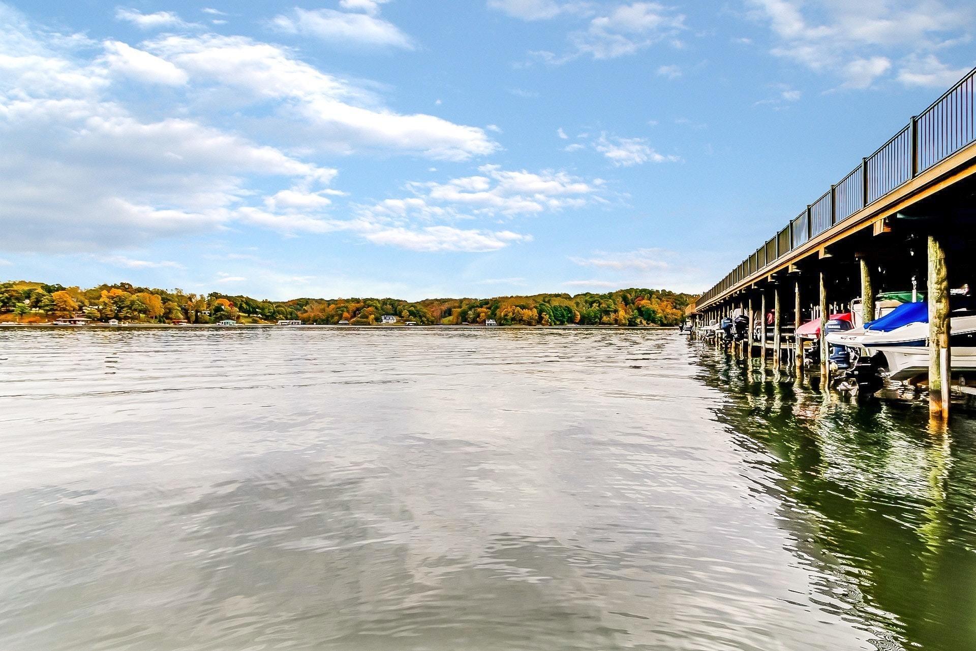 835 Gangplank Road, Unit 103 Moneta, VA 24121 - Photo 28 of 34 a view of an ocean with city view