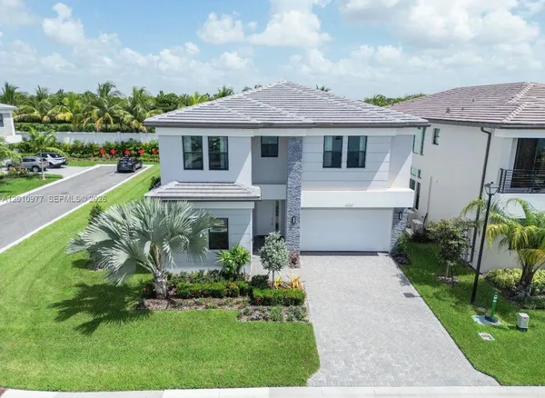 $16,000 | 8151 Laurel Falls Drive, Boca Raton, FL 33496