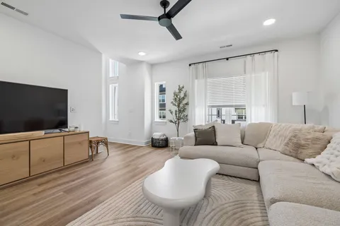 $449,500 | 700 North Dupont Avenue, Unit 310, Madison, TN 37115