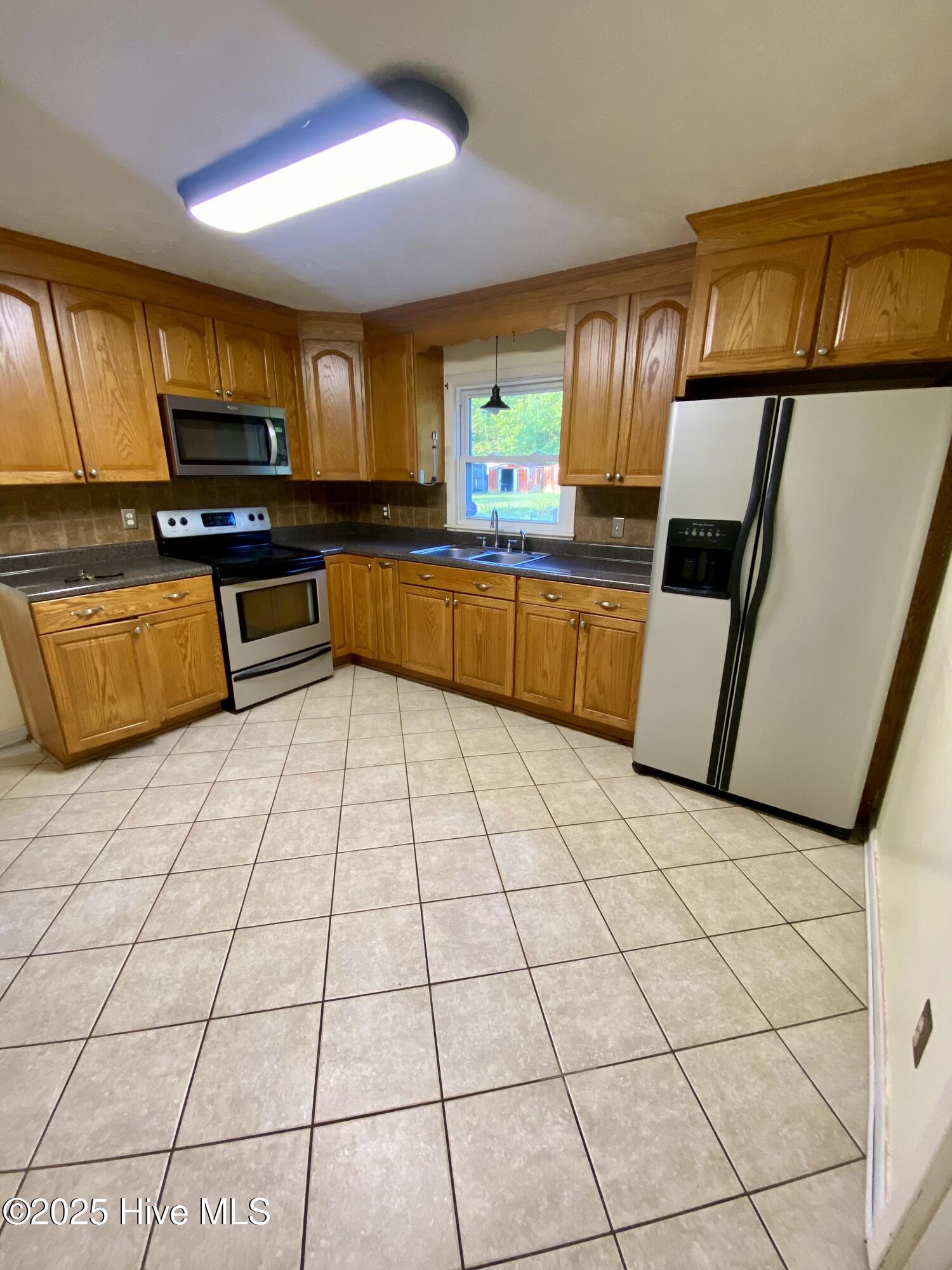 21140 Airbase Road Wagram, NC 28396 - Photo 4 of 19 Kitchen