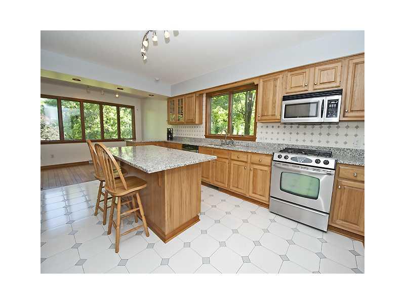 564 Callery Road Cranberry Township, PA 16066 - Photo 10 of 22 Kitchen.