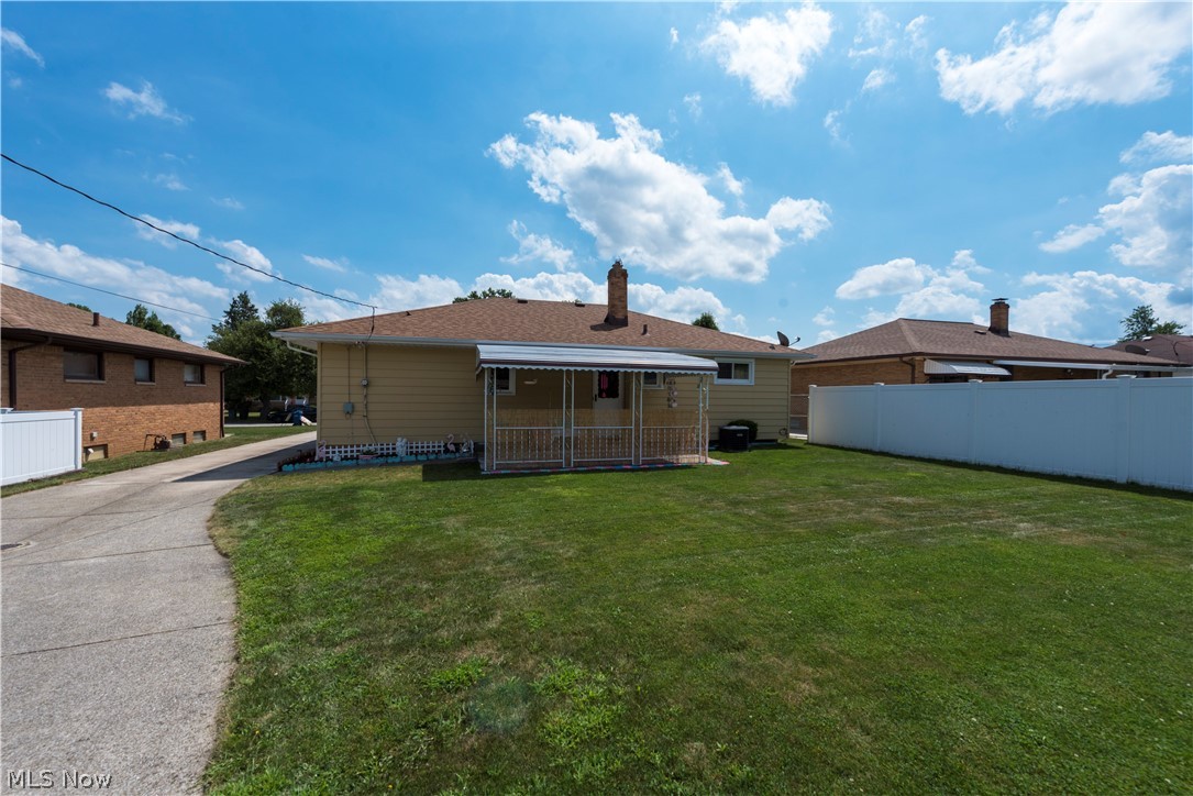 7216 Oakwood Road Parma, OH 44130 - Photo 29 of 30