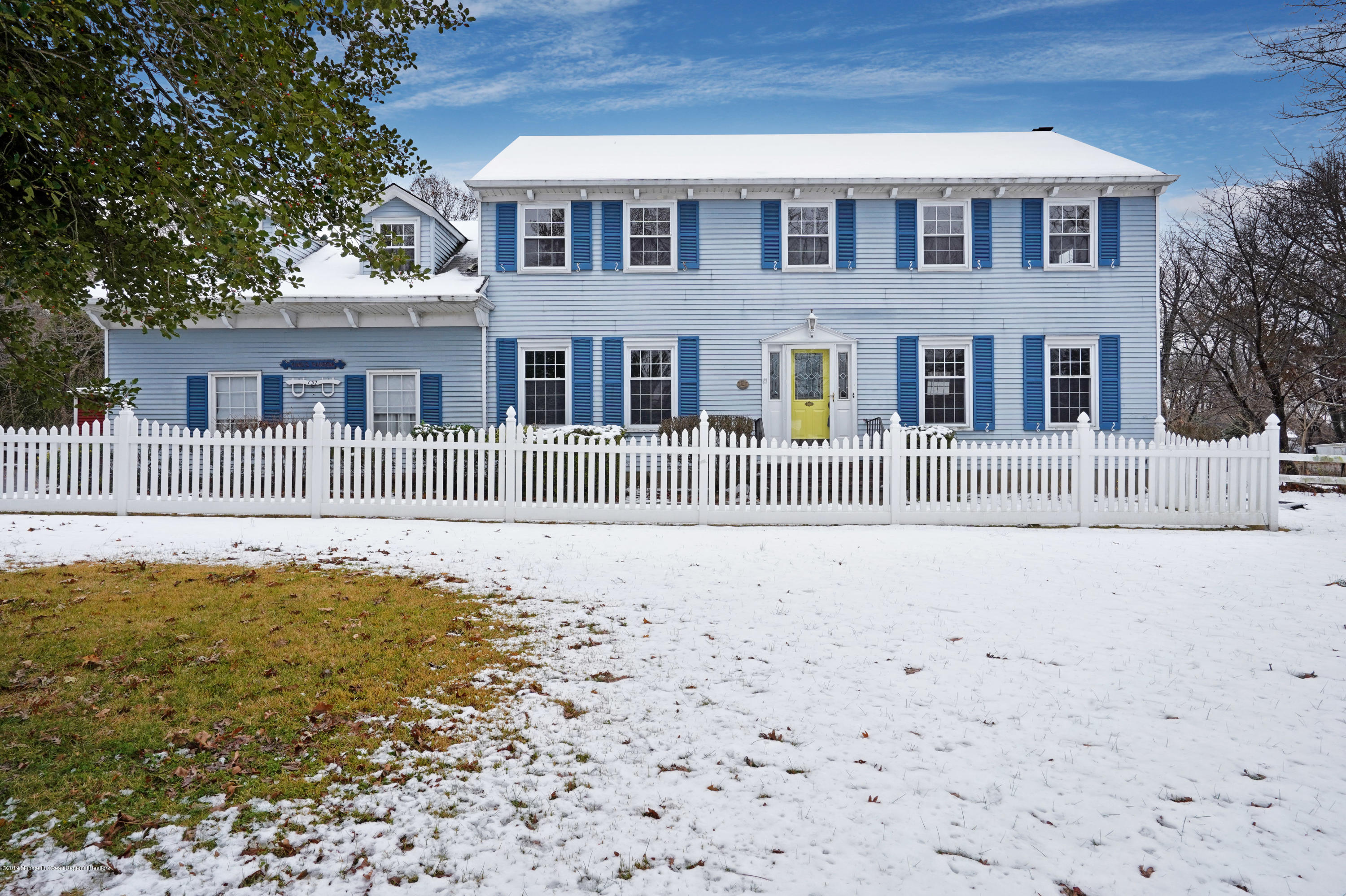 132 Woodgate Road Middletown, NJ 07748 - Photo 1 of 27 006_mjb00201-mjb00205