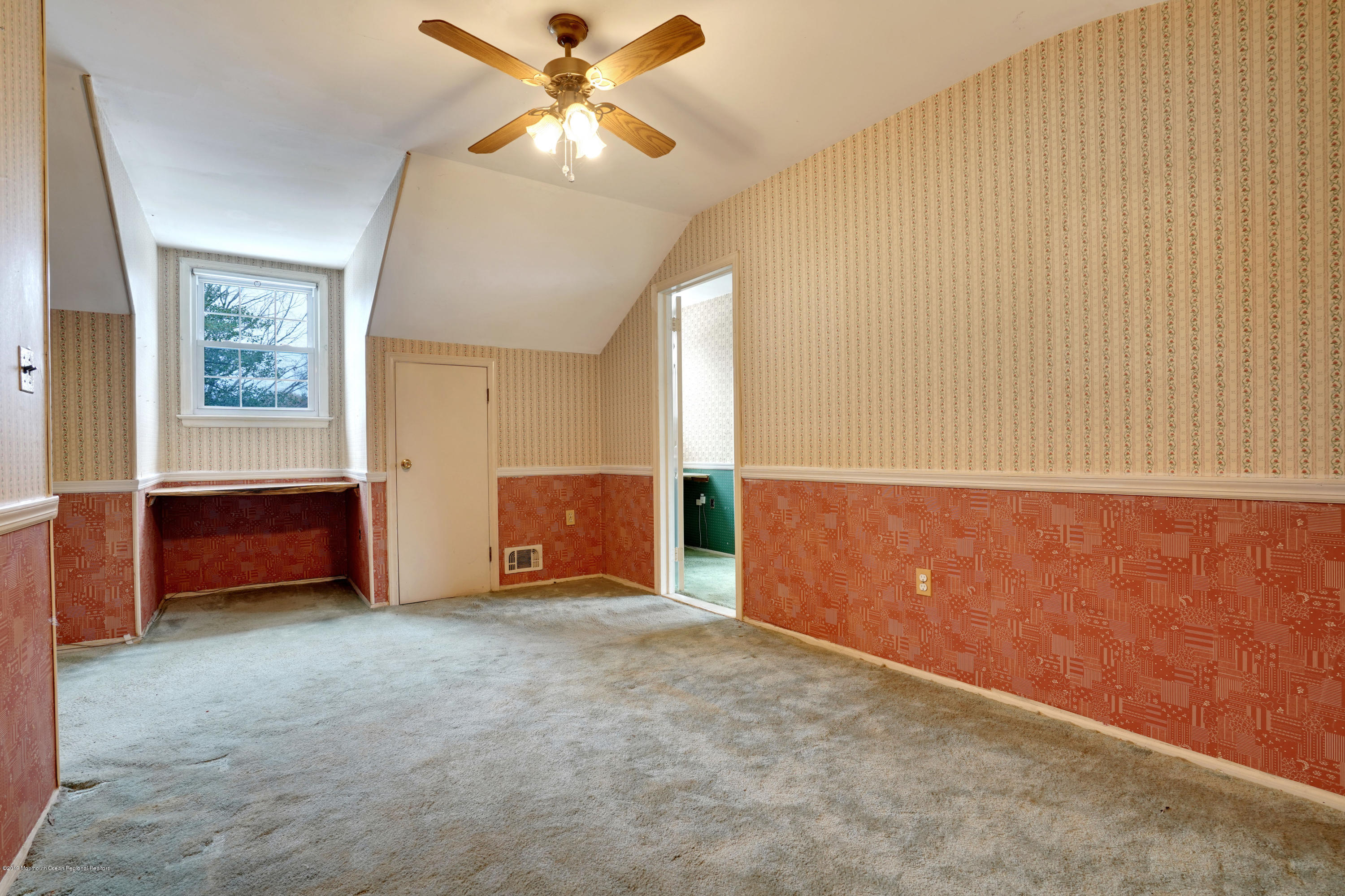 132 Woodgate Road Middletown, NJ 07748 - Photo 23 of 27 027_mjb00101-mjb00105