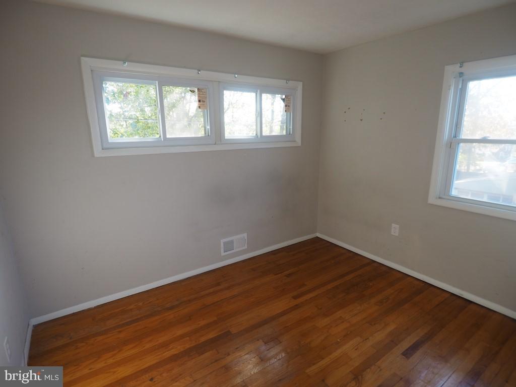 3307 Fieldview Road Baltimore, MD 21207 - Photo 15 of 21 Bedroom