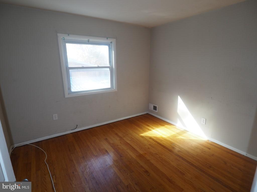 3307 Fieldview Road Baltimore, MD 21207 - Photo 16 of 21 Bedroom