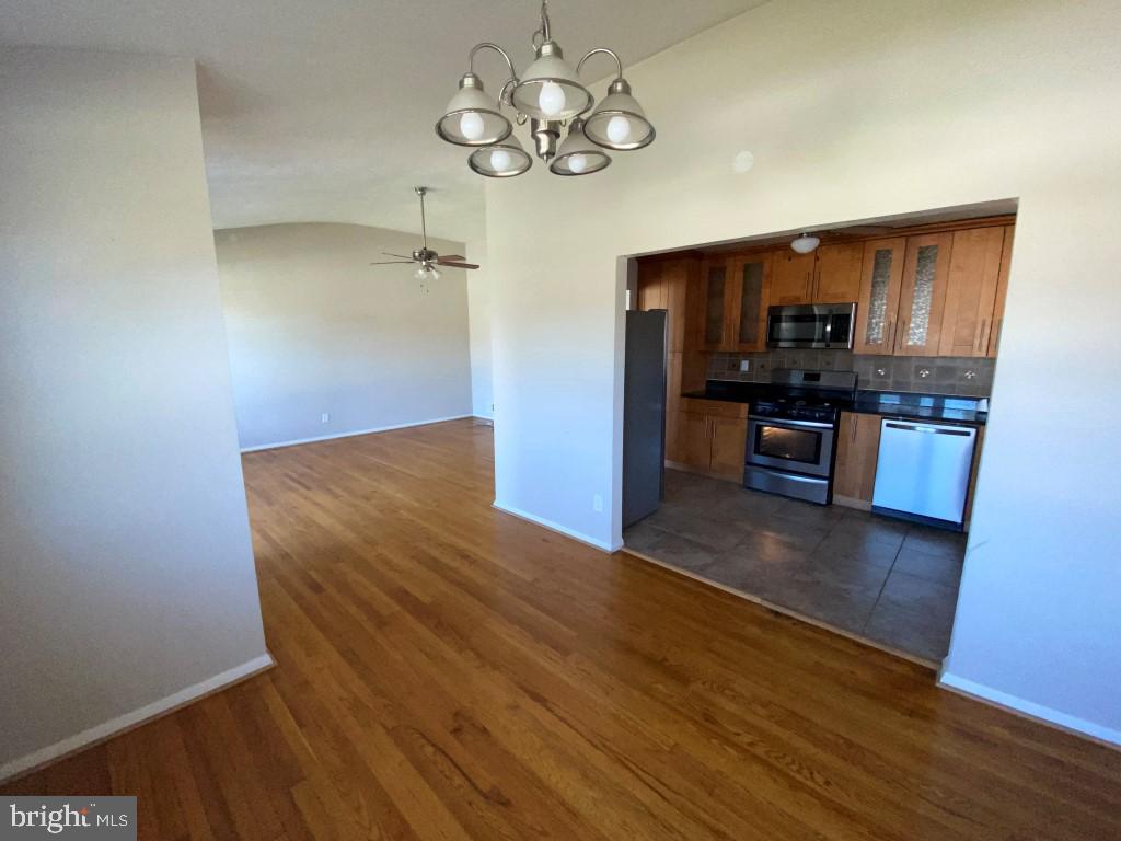 3307 Fieldview Road Baltimore, MD 21207 - Photo 10 of 21 Dining Area
