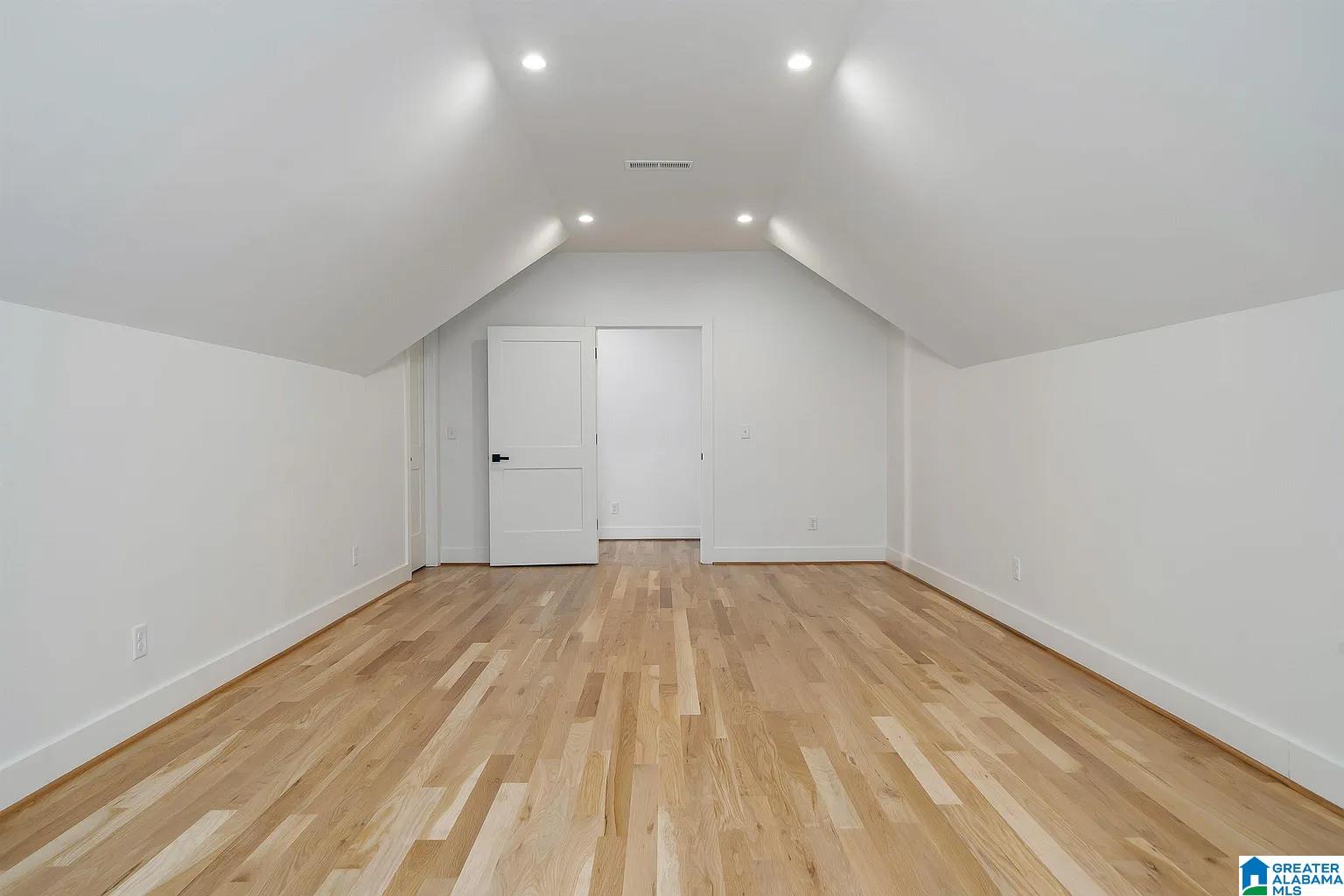 2809 Green Valley Road Birmingham, AL 35243 - Photo 36 of 78