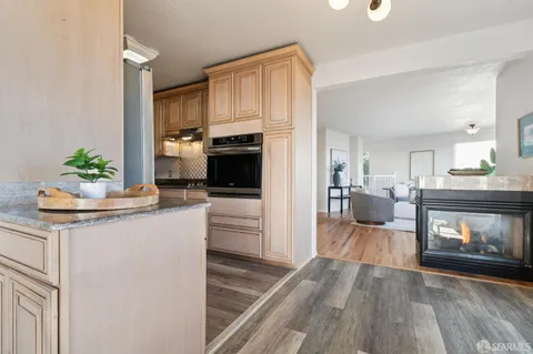 $2,495,000 | 221 Cresta Vista Drive, San Francisco, CA 94127