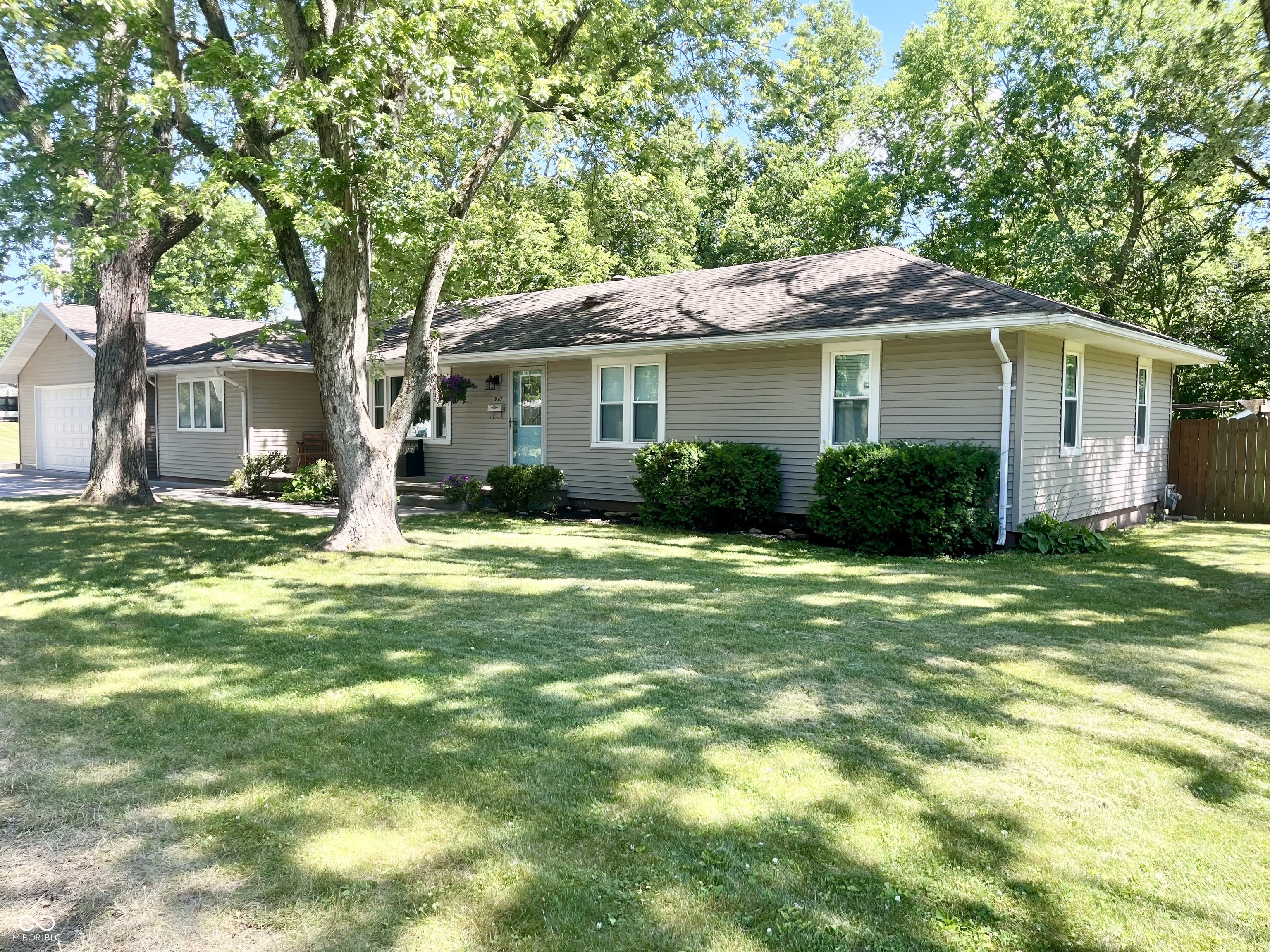 830 Spring Street Covington, IN 47932 - Photo 2 of 38