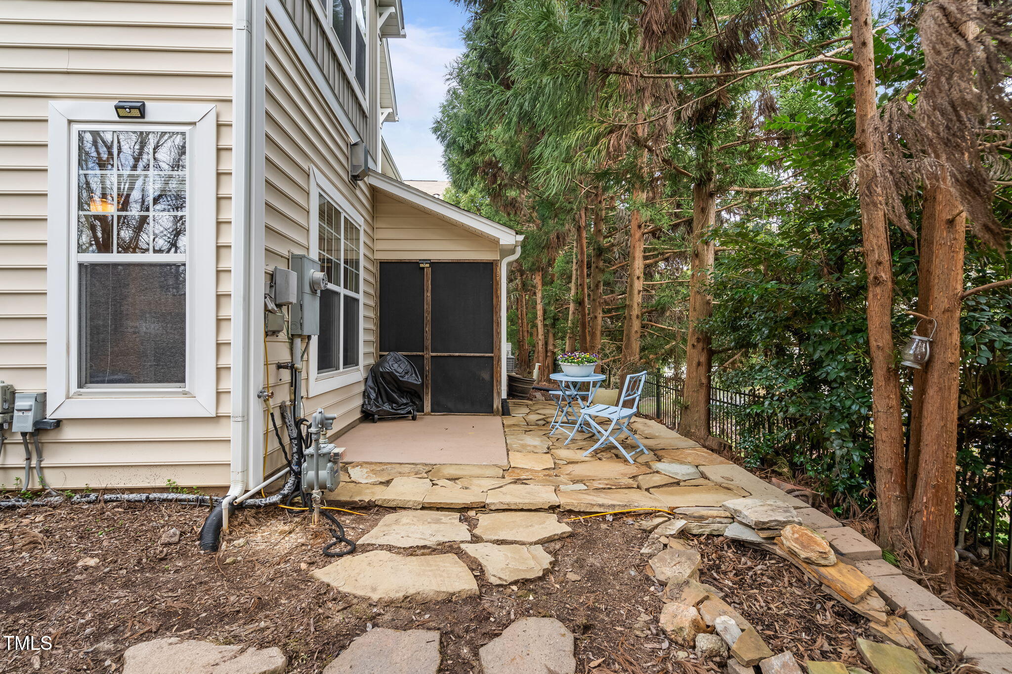 2302 Wispy Green Lane Raleigh, NC 27614 - Photo 5 of 31 7-web-or-mls-DSC09794