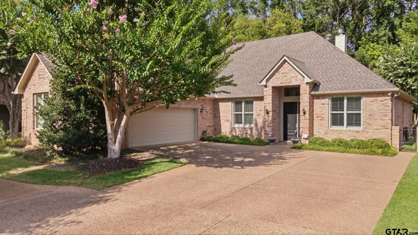 $457,500 | 3204 Old Bullard Road, Tyler, TX 75701