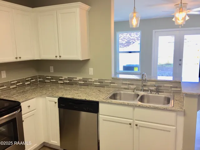 $250,000 | 1534 South Patout Street, Unit A B, New Iberia, LA 70560