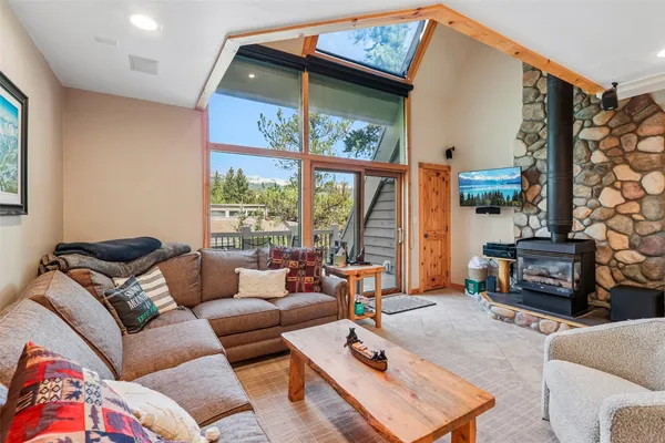 $975,000 | 106 Broken Lance Drive, Unit 10, Breckenridge, CO 80424
