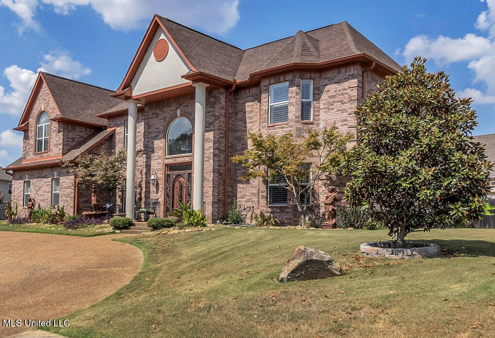 12780 Myrtle Bend Loop Olive Branch, MS 38654 - Photo 2 of 25 House side view 1