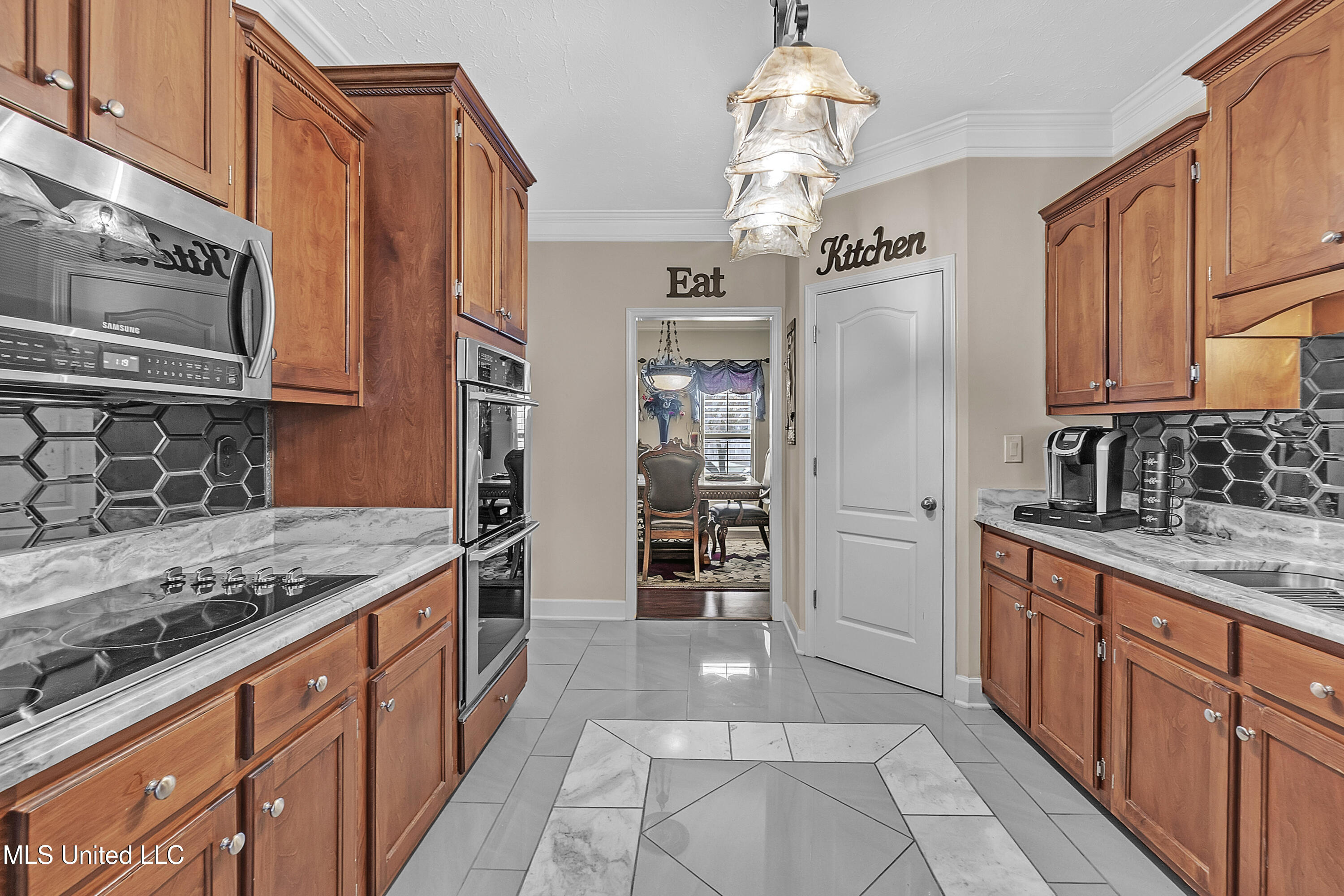 12780 Myrtle Bend Loop Olive Branch, MS 38654 - Photo 7 of 25 21-DSC00968