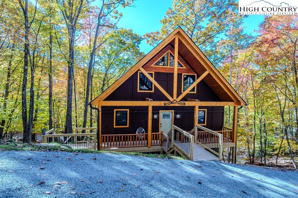 207 Jackpine Road Beech Mountain, NC 28604 - Photo 1 of 34
