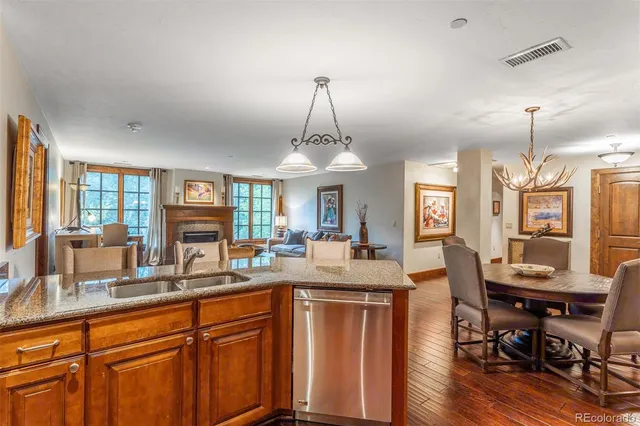 $1,739,900 | 38390 Highway 6, Unit 202, Avon, CO 81620