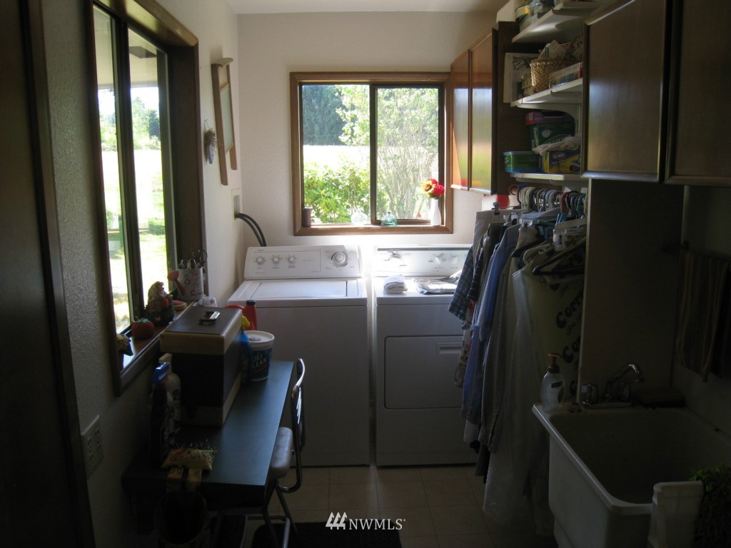 4711 Sand Road Bellingham, WA 98226 - Photo 14 of 15 Gallery Image 14
