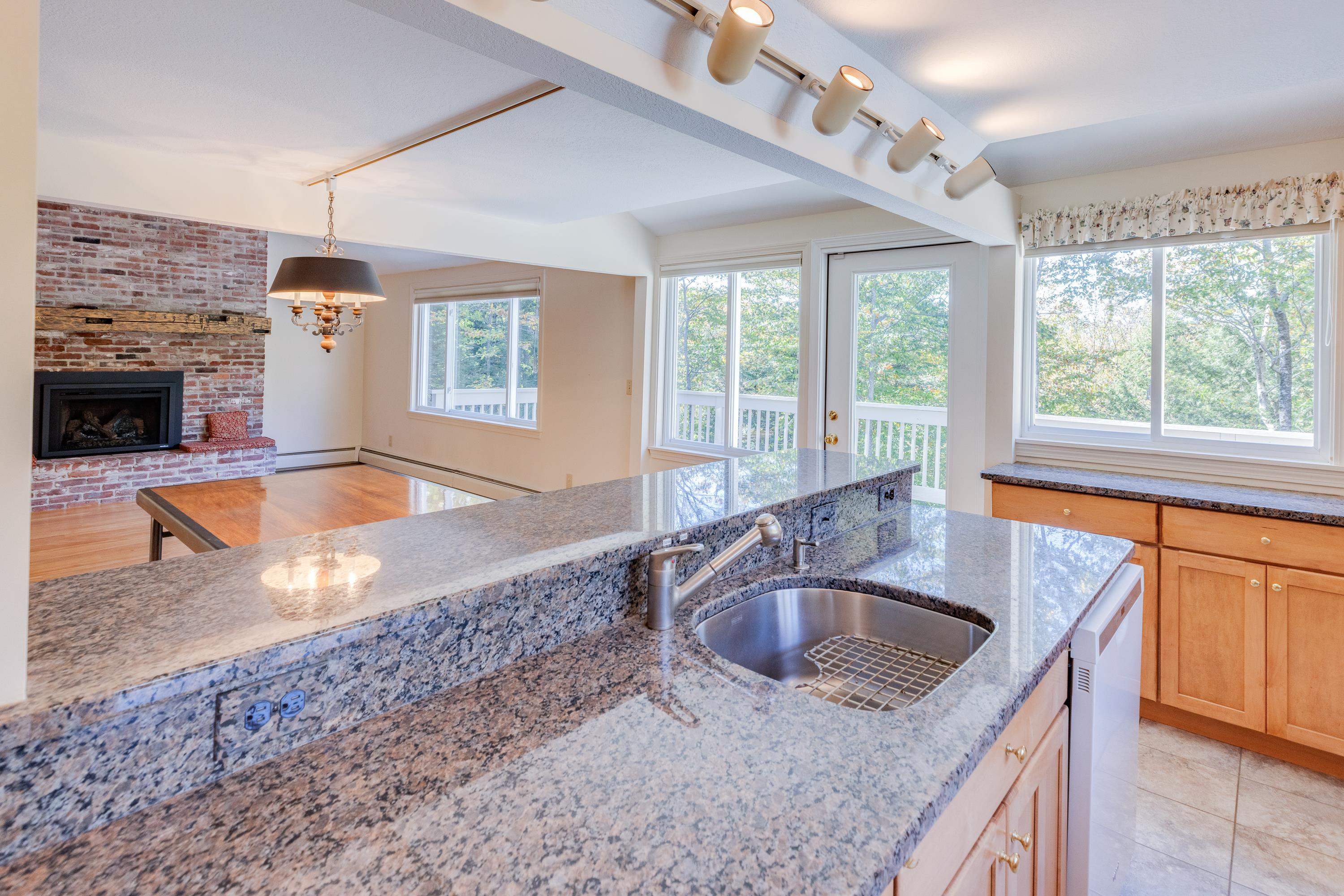 73 Beechnut Drive Lincoln, NH 03251 - Photo 23 of 60