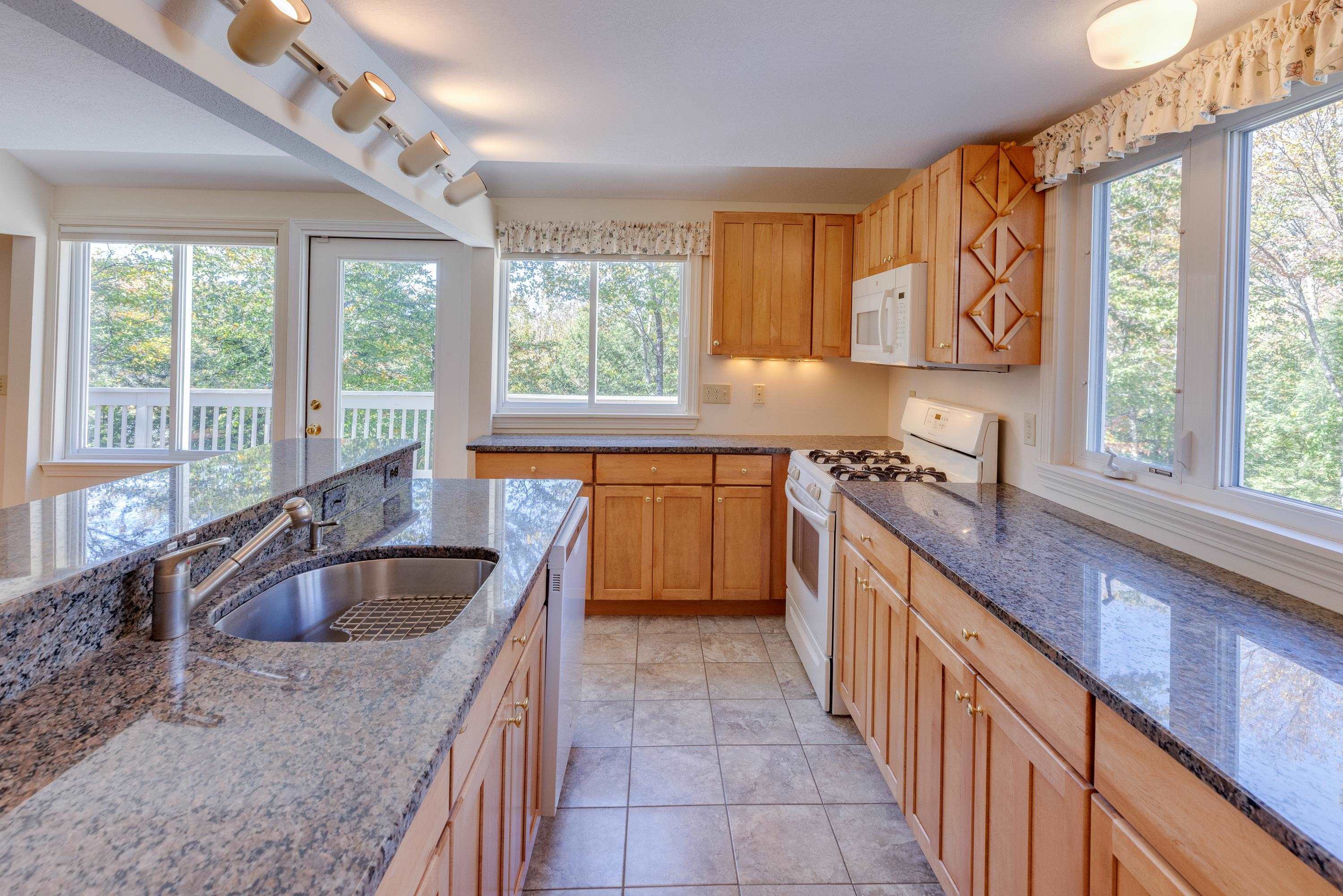 73 Beechnut Drive Lincoln, NH 03251 - Photo 24 of 60