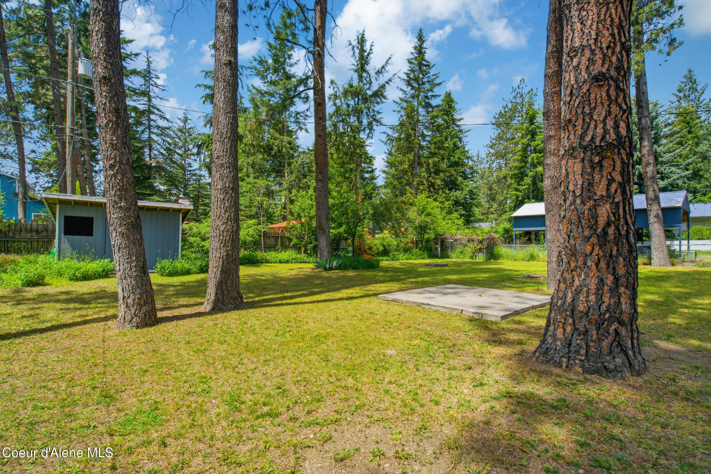11865 North Forest Road Hayden, ID 83835 - Photo 8 of 27 008