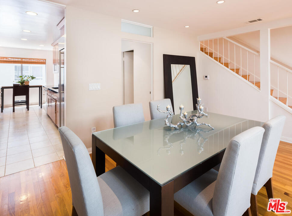 13360 Maxella Avenue, Unit 3 Marina del Rey, CA 90292 - Photo 9 of 19