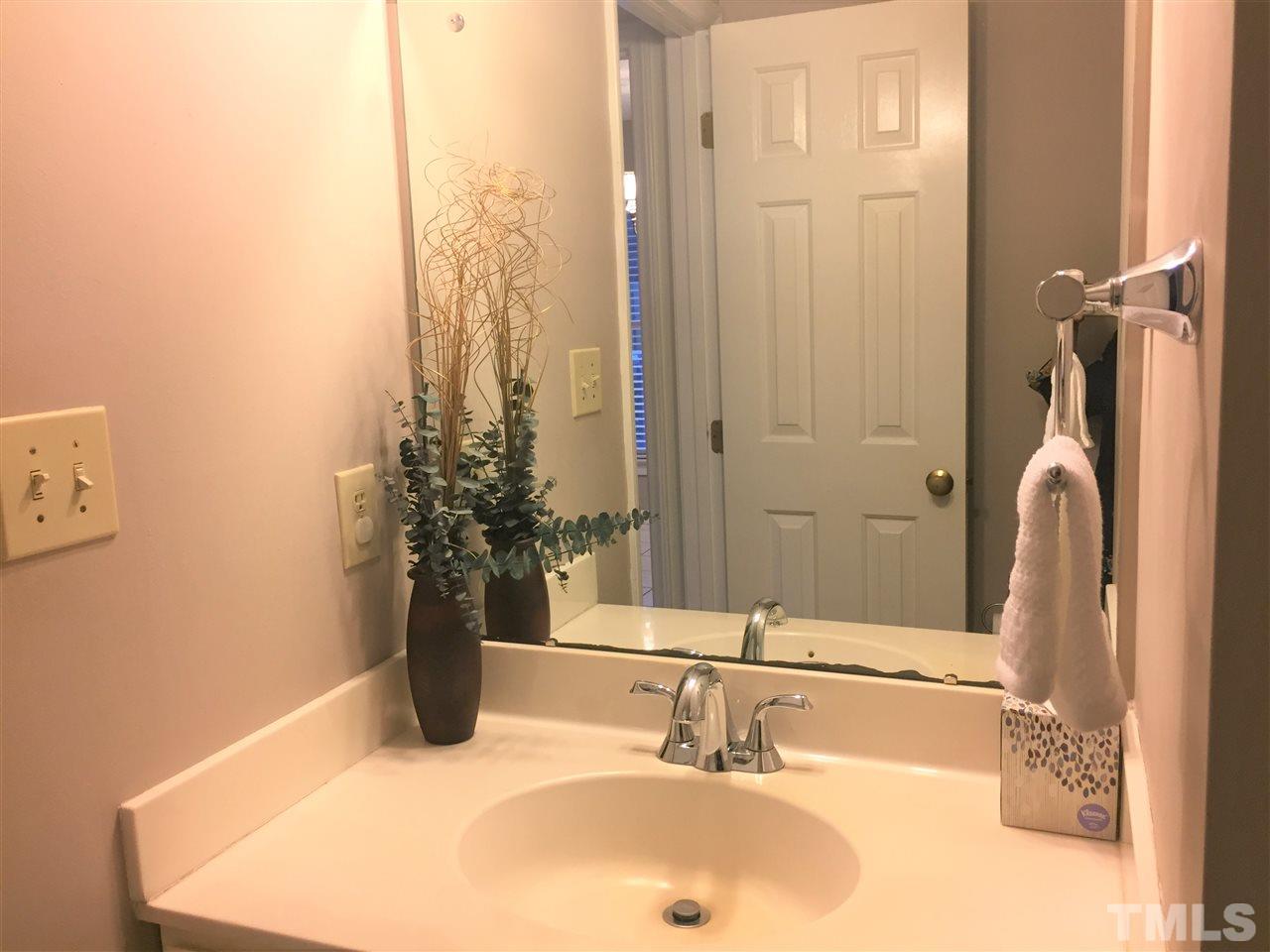 2102 Fountain Ridge Road Chapel Hill, NC 27517 - Photo 16 of 28