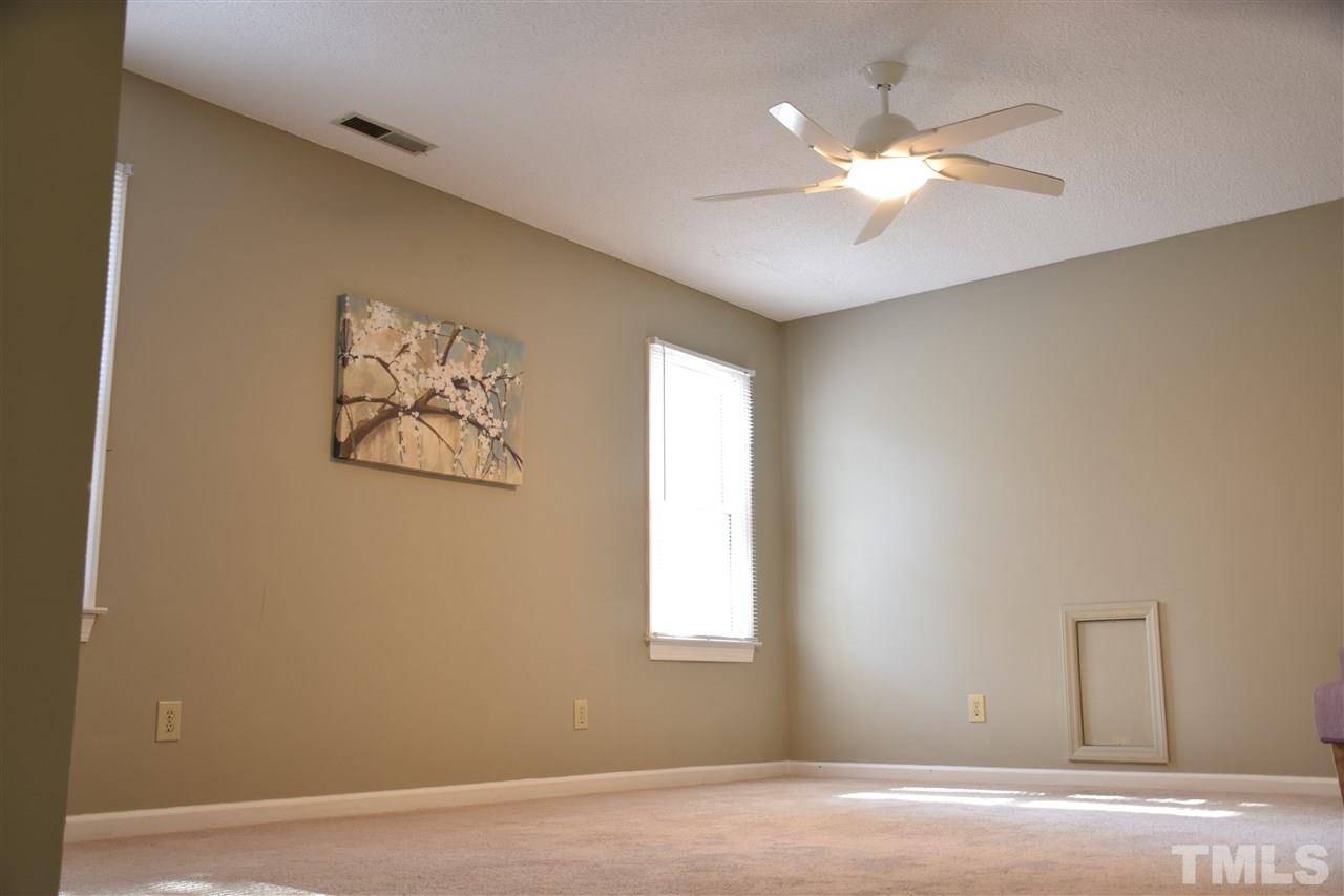 2102 Fountain Ridge Road Chapel Hill, NC 27517 - Photo 18 of 28