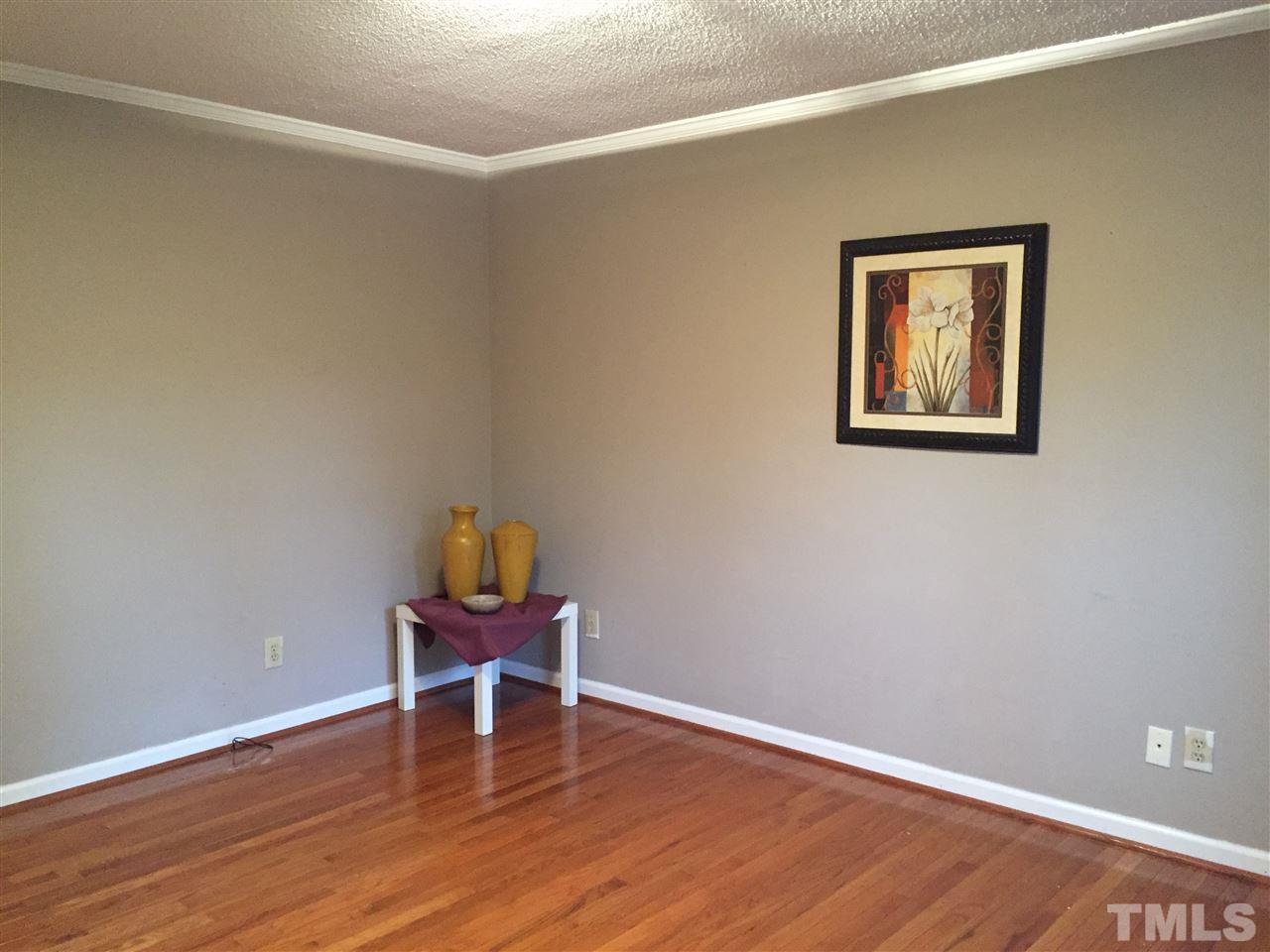 2102 Fountain Ridge Road Chapel Hill, NC 27517 - Photo 7 of 28