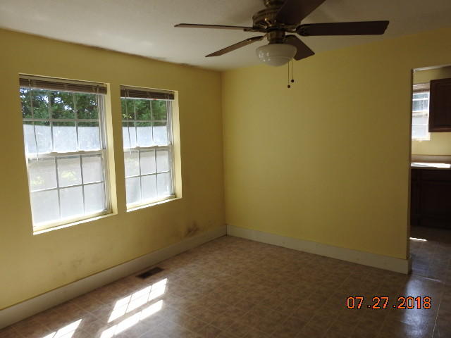 315 Russell Road Rockford, TN 37853 - Photo 7 of 12 DSCN0645