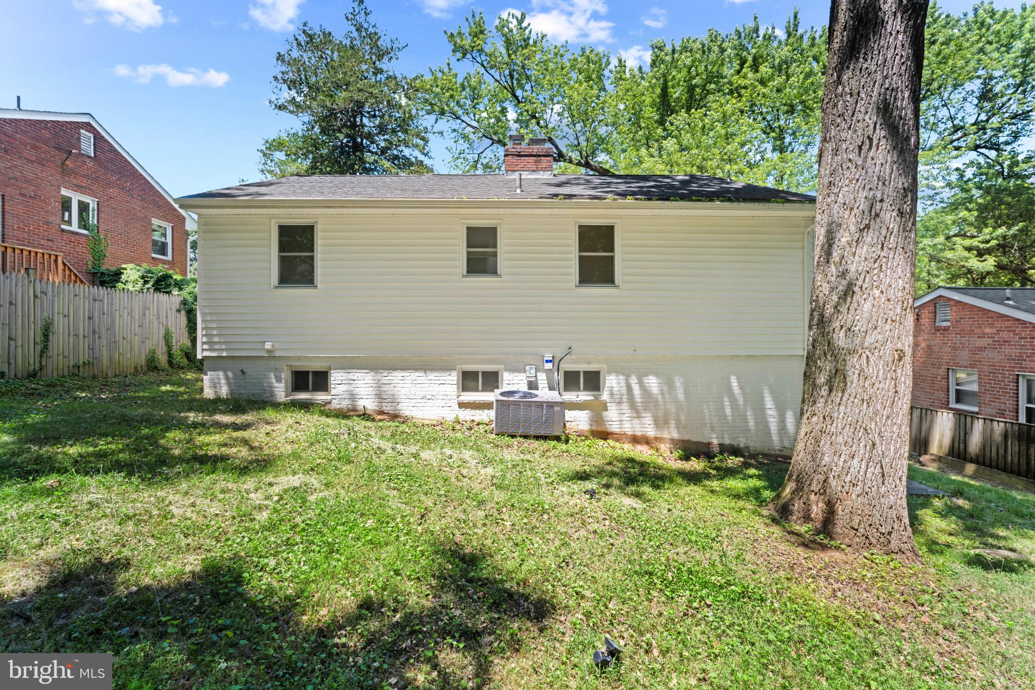 121 Whitmoor Terrace Silver Spring, MD 20901 - Photo 24 of 31