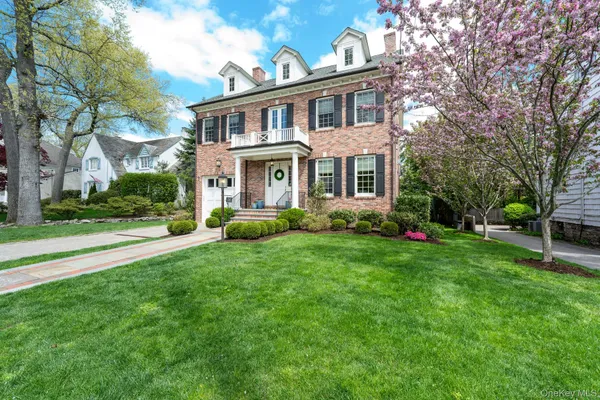 $3,395,000 | 38 Forest Lane, Bronxville, NY 10708
