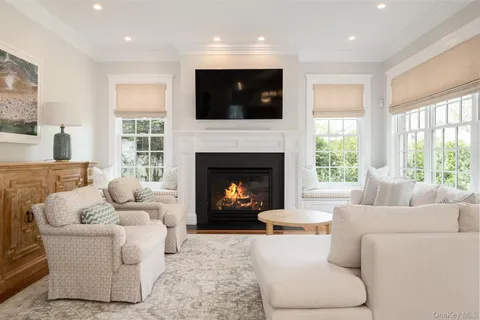 $3,395,000 | 38 Forest Lane, Bronxville, NY 10708